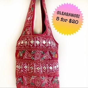 💝 Red Embroidered Over the Shoulder Bag